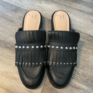 Black Mules